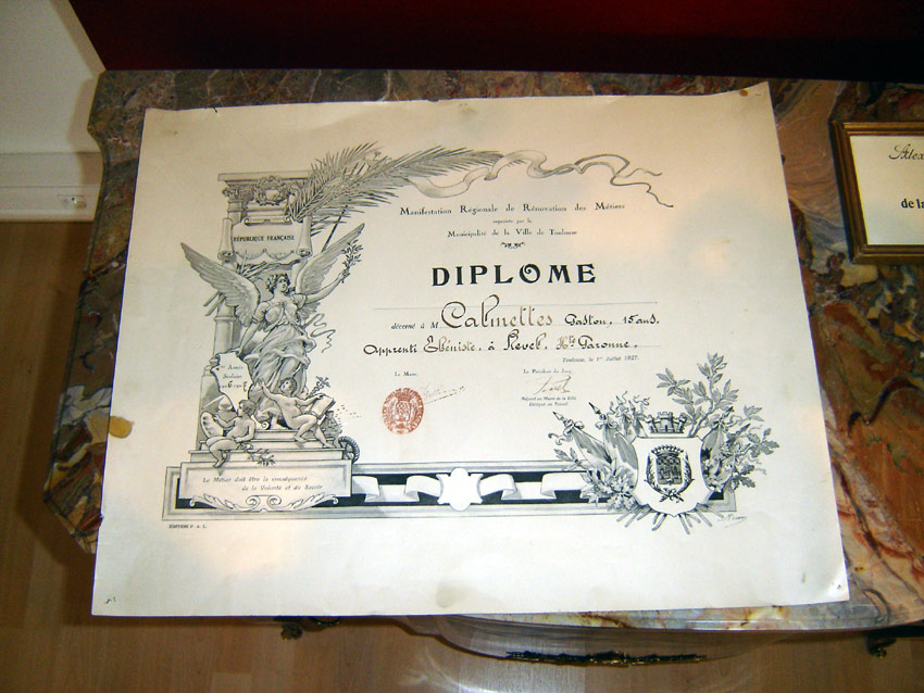 DIPLOME